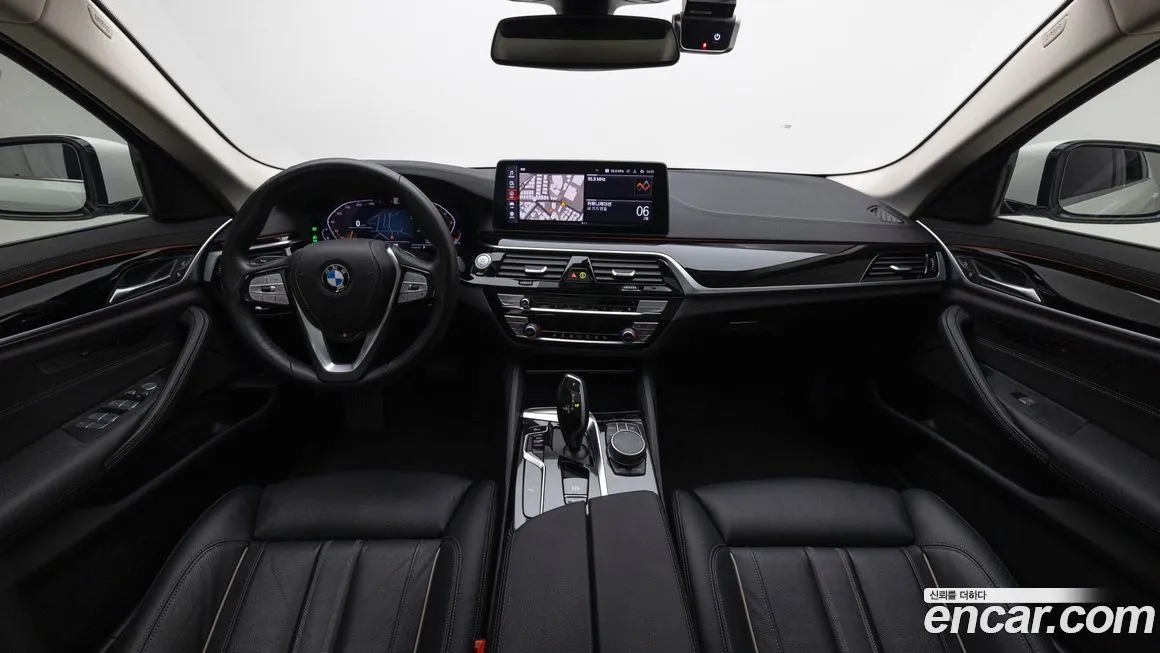 BMW 5-Series 2022 из KR, фото 3