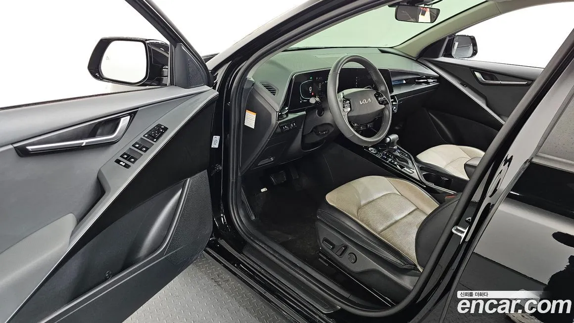 Kia Niro 2022 из KR, фото 2