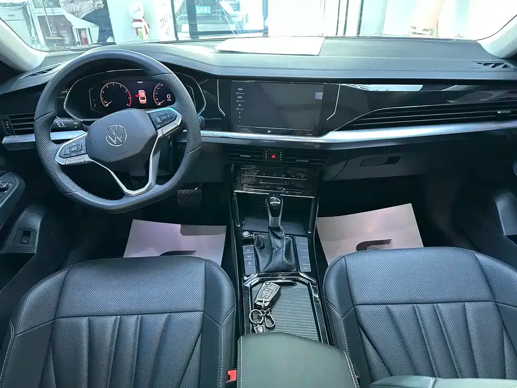 Volkswagen Passat — фото 9