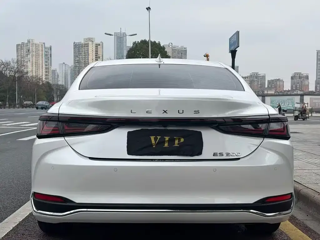 Lexus ES 2025 из CN, фото 3