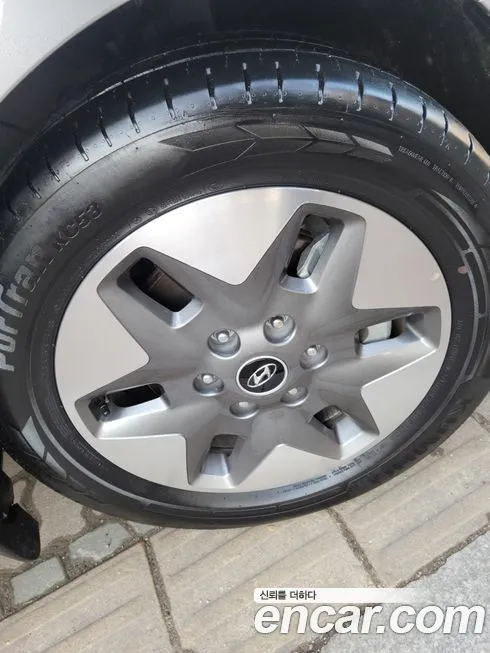 Hyundai Staria 2024 из KR, фото 2