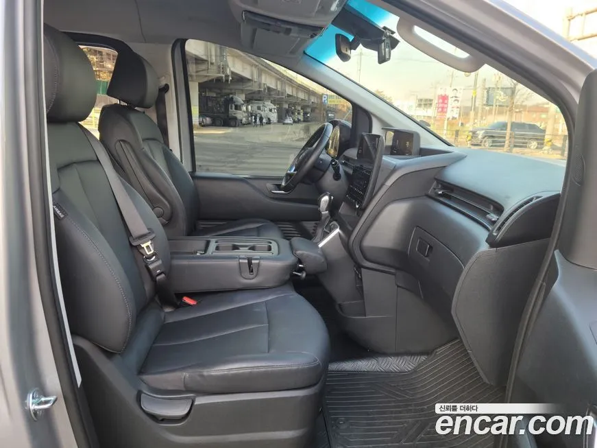 Hyundai Staria 2024 из KR, фото 6