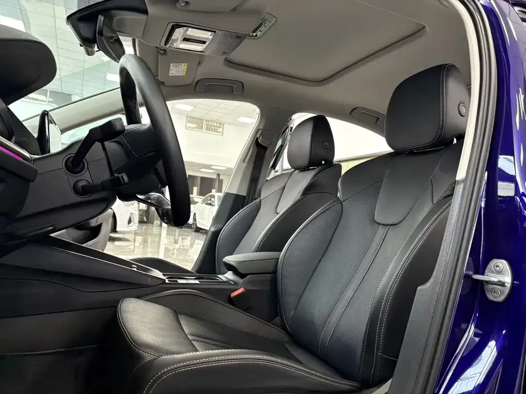 Skoda Octavia 2022 из CN, фото 2