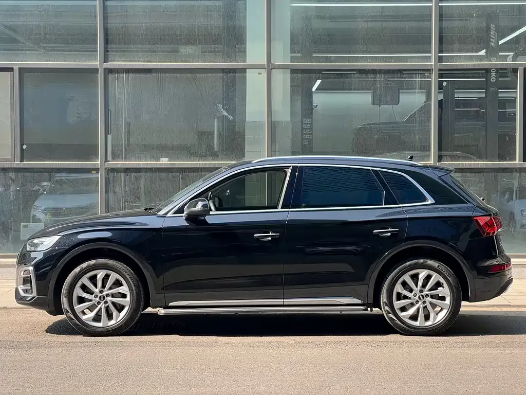 Audi Q5L — фото 2