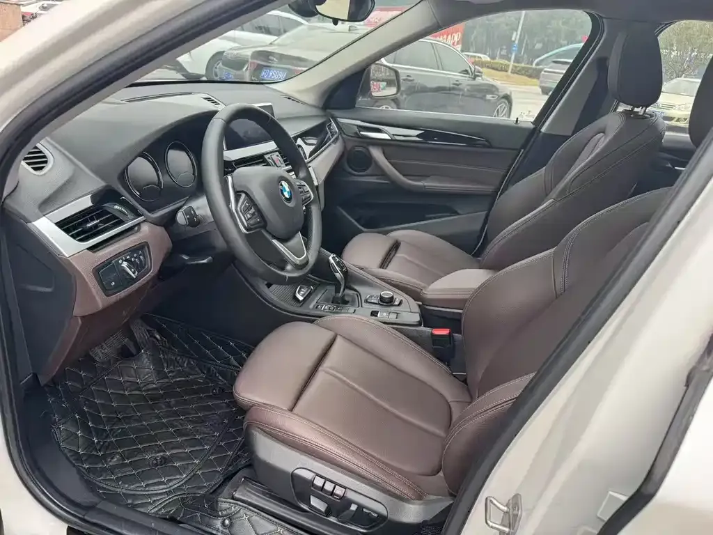 BMW X1 2021 из CN, фото 8