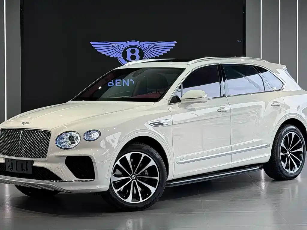 Bentley Bentayga — фото 1