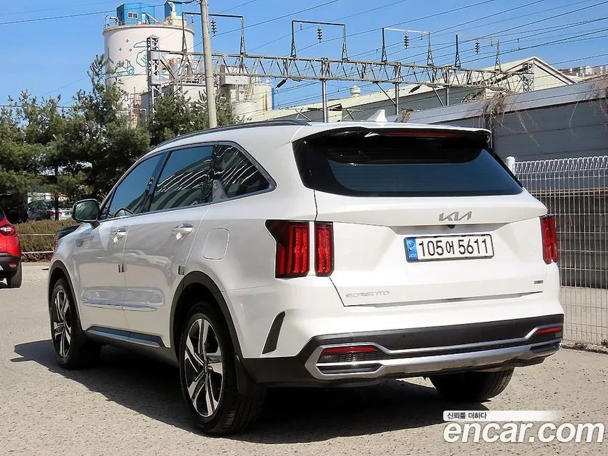 Kia Sorento — фото 5