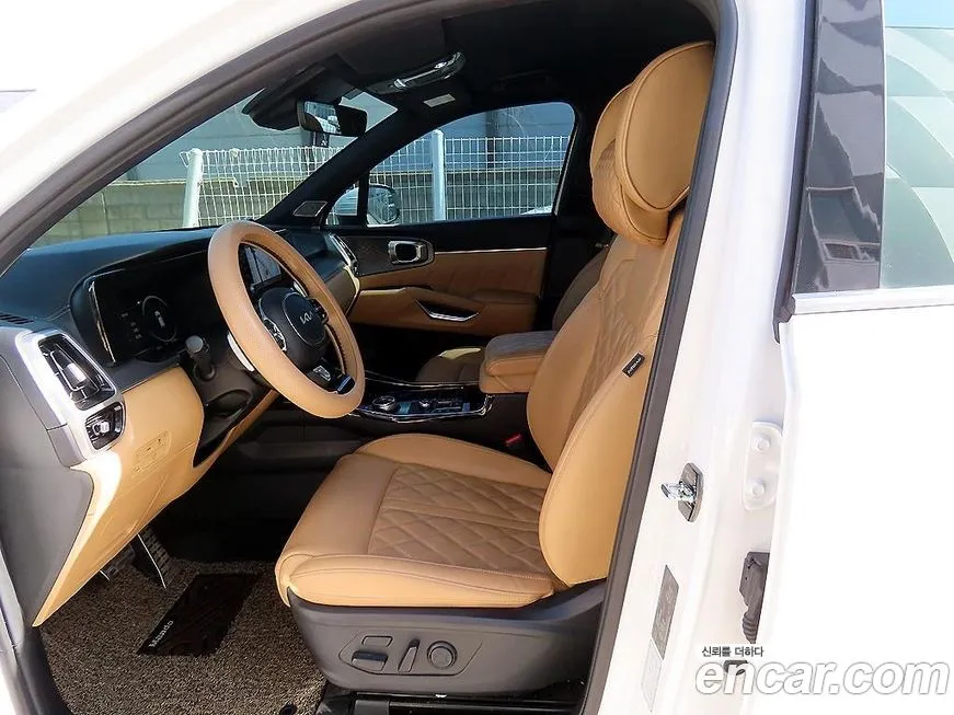Kia Sorento — фото 6