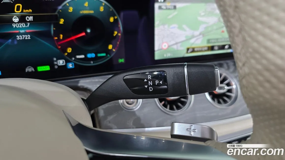 Mercedes-Benz E-Class — фото 8