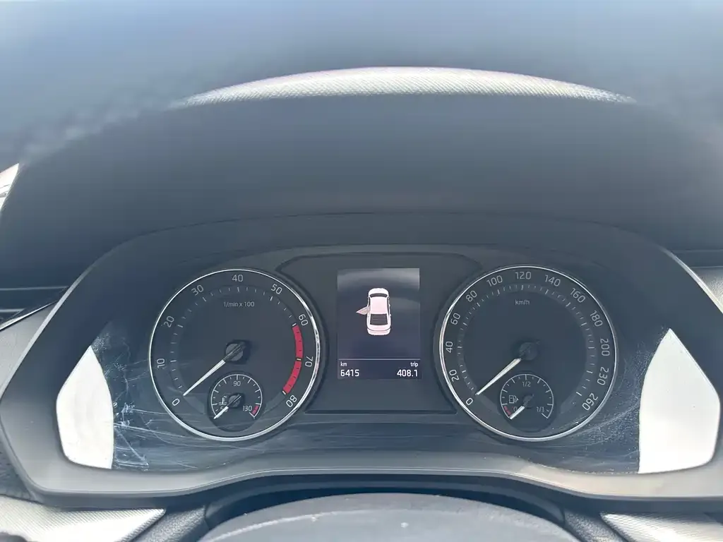Skoda Octavia — фото 3