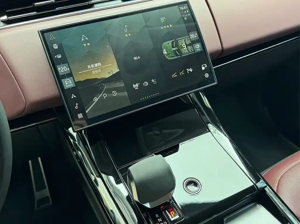 Land Rover Sport 2023 из CN, фото 2