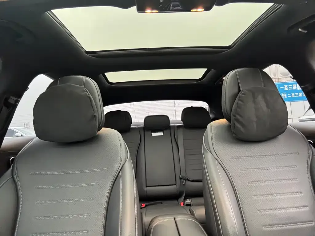 Mercedes-Benz C-Class 2023 из CN, фото 4