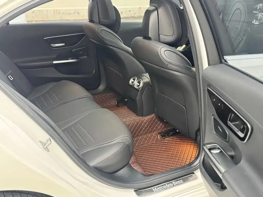 Mercedes-Benz C-Class 2023 из CN, фото 10