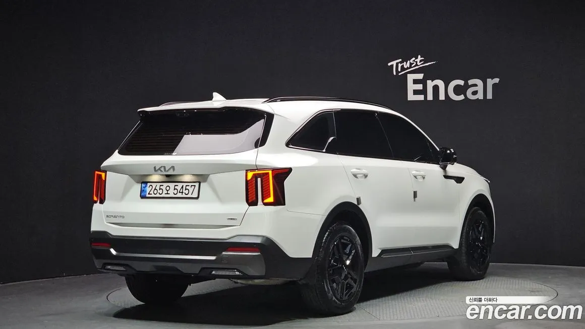 Kia Sorento — фото 4