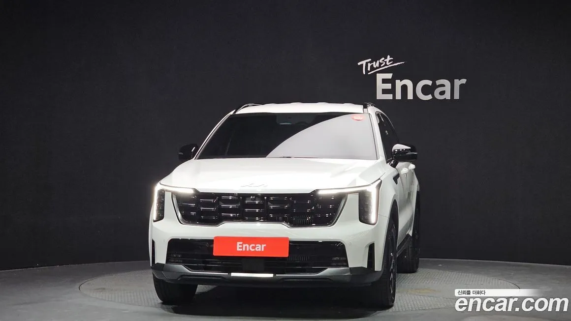 Kia Sorento — фото 10