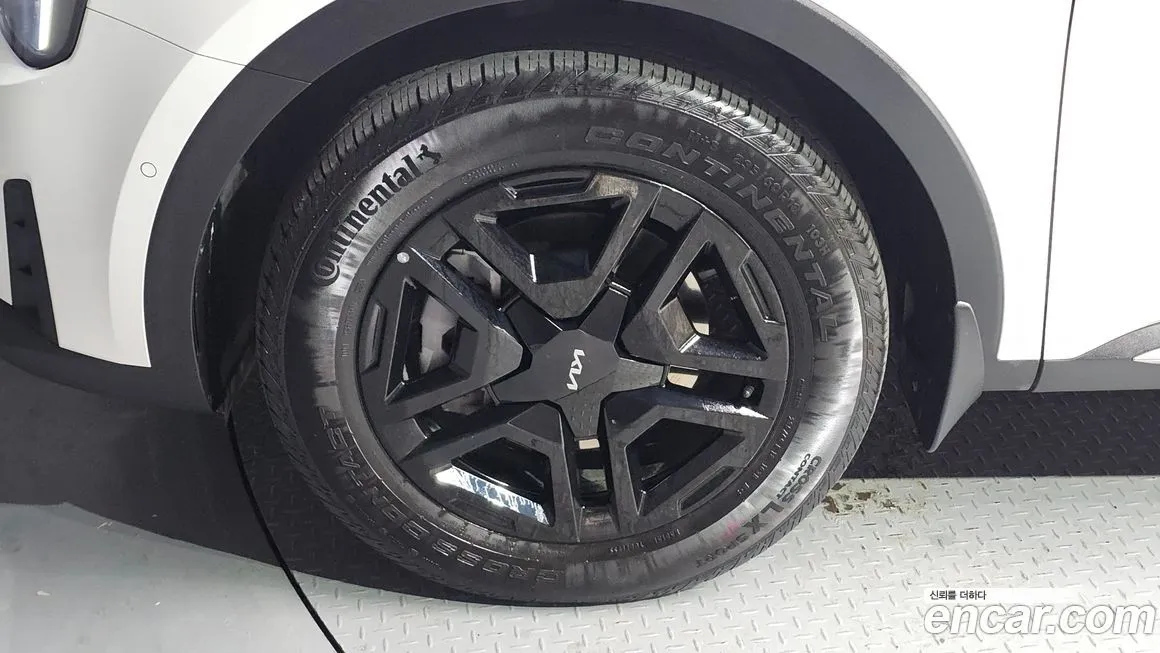 Kia Sorento — фото 5