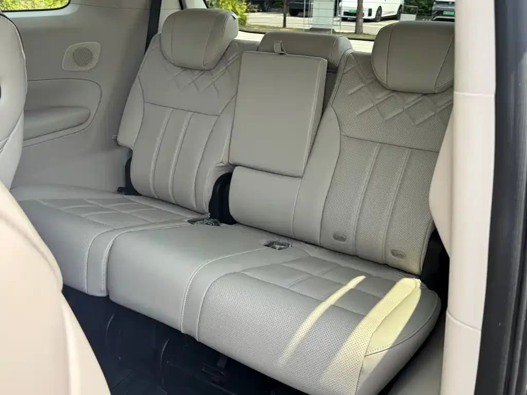 GAC Motor Trumpchi M8 — фото 8