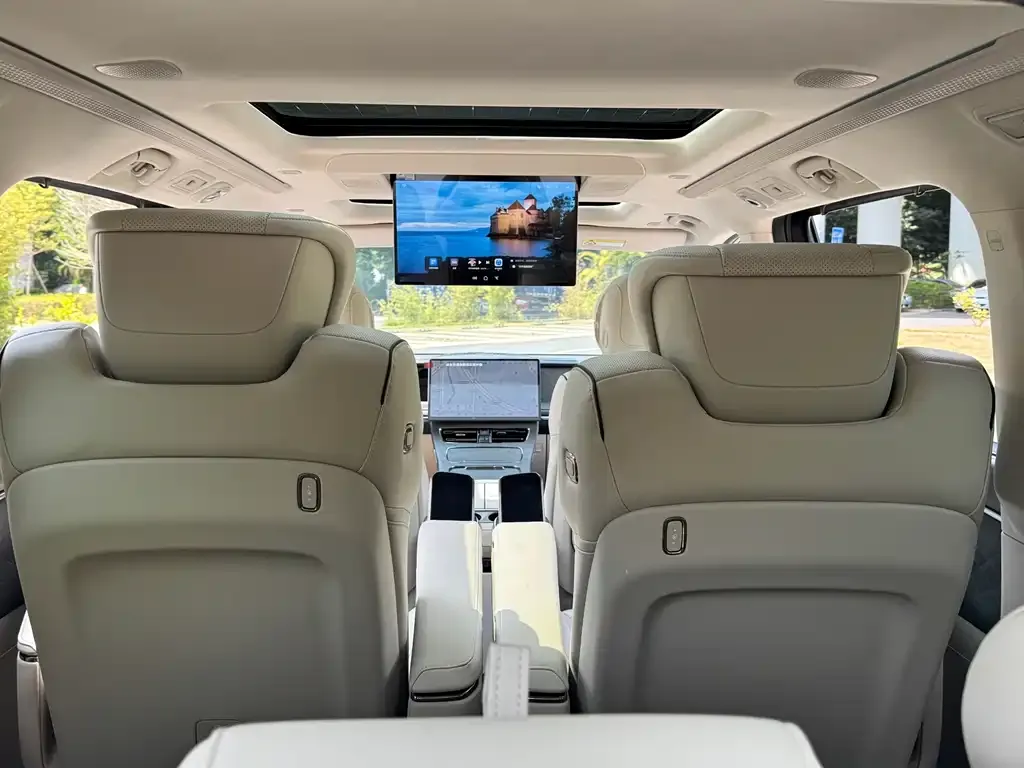 GAC Motor Trumpchi M8 — фото 2