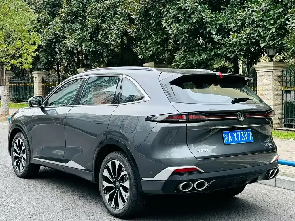 Changan CS75PLUS — фото 7