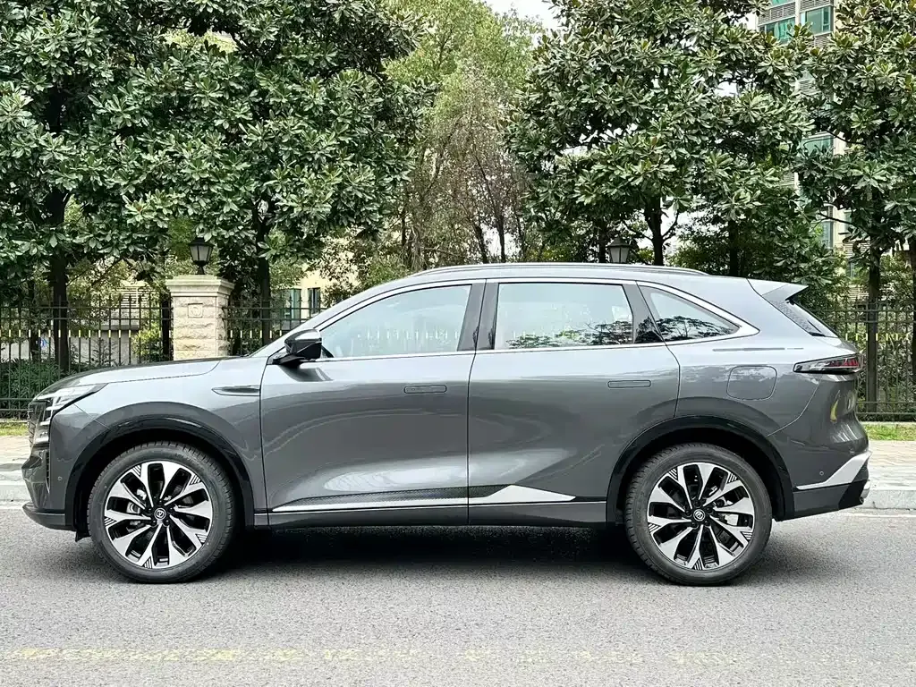 Changan CS75PLUS — фото 6