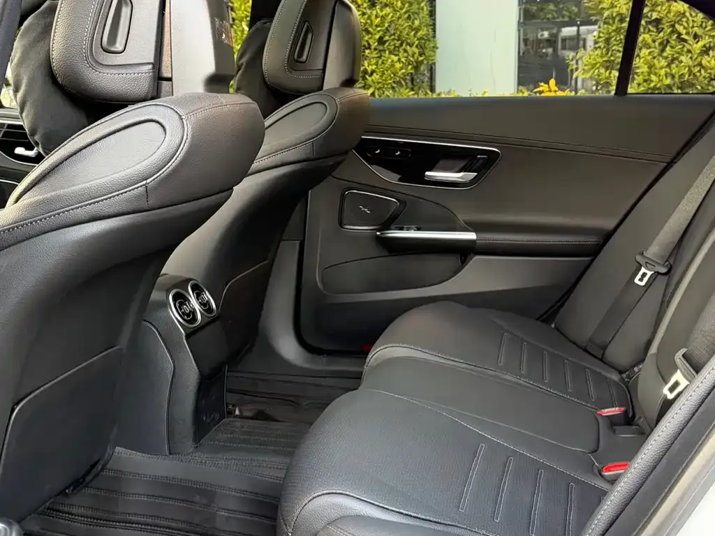 Mercedes-Benz C-Class 2023 из CN, фото 7