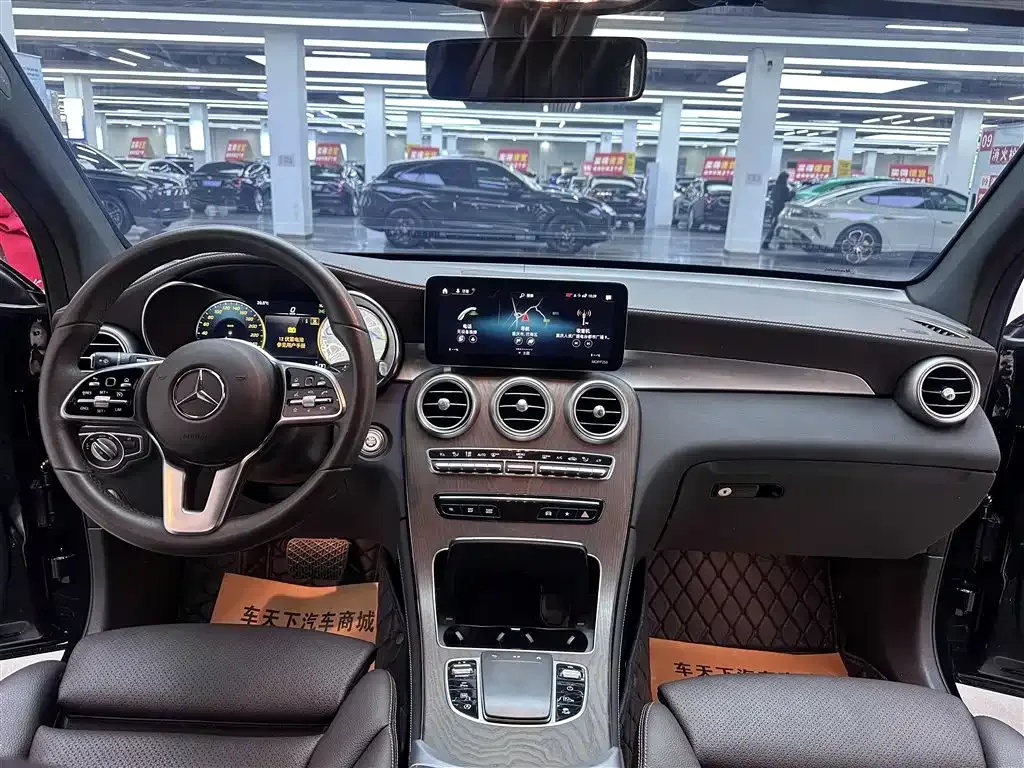 Mercedes-Benz GLC — фото 10