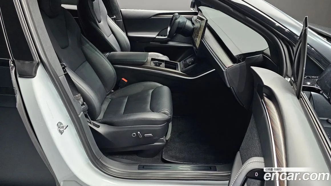 Tesla Model X 2023 из KR, фото 7
