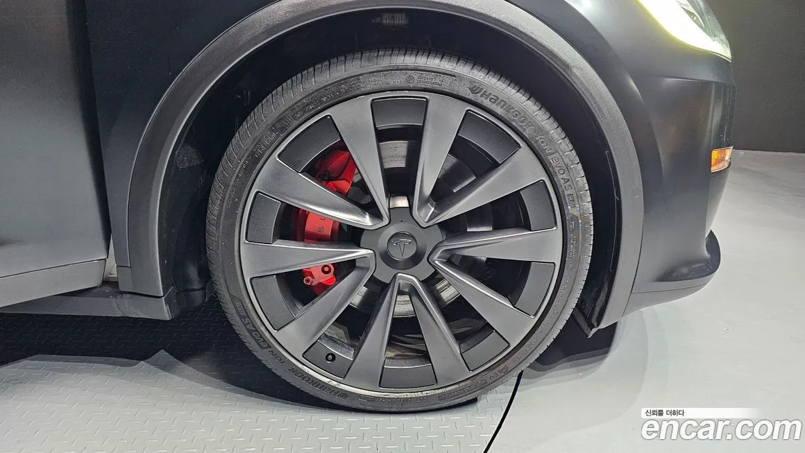 Tesla Model X 2023 из KR, фото 3