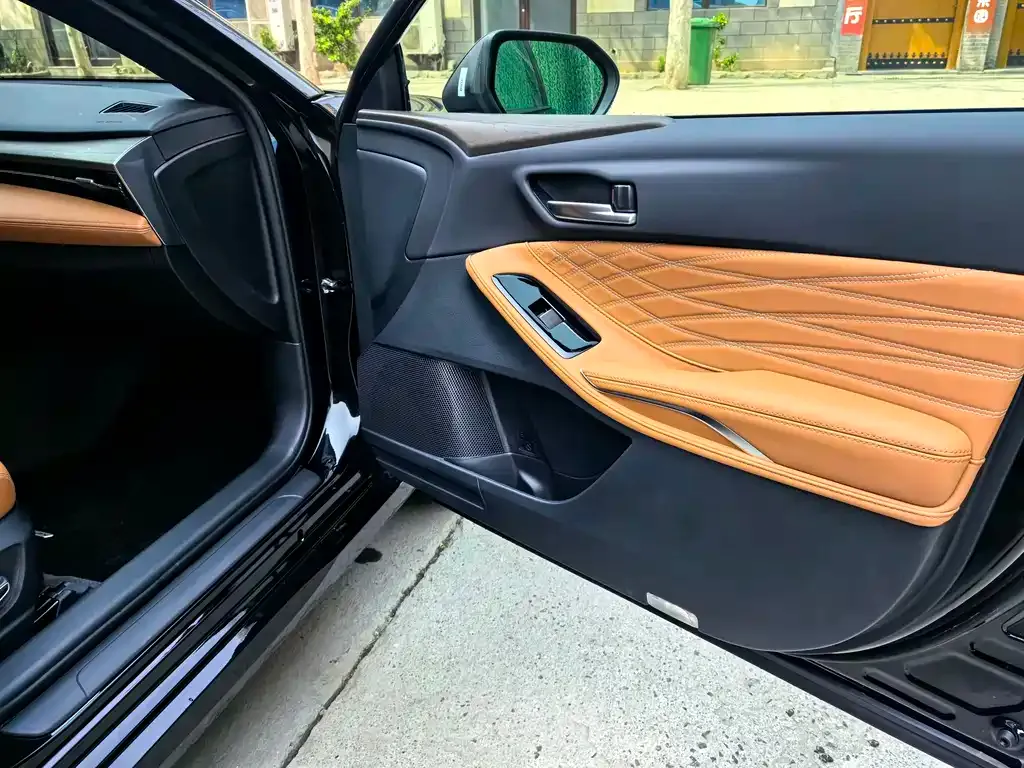 Toyota Avalon 2026 из CN, фото 8