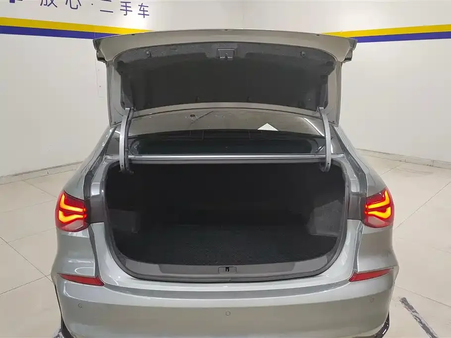 Chevrolet Monza 2025 из CN, фото 4