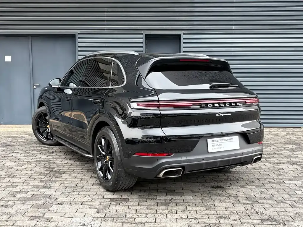Porsche Cayenne — фото 7