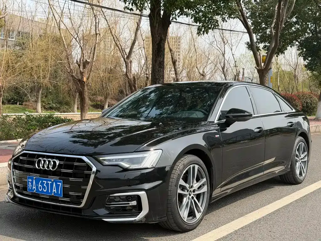 Audi A6L — фото 9