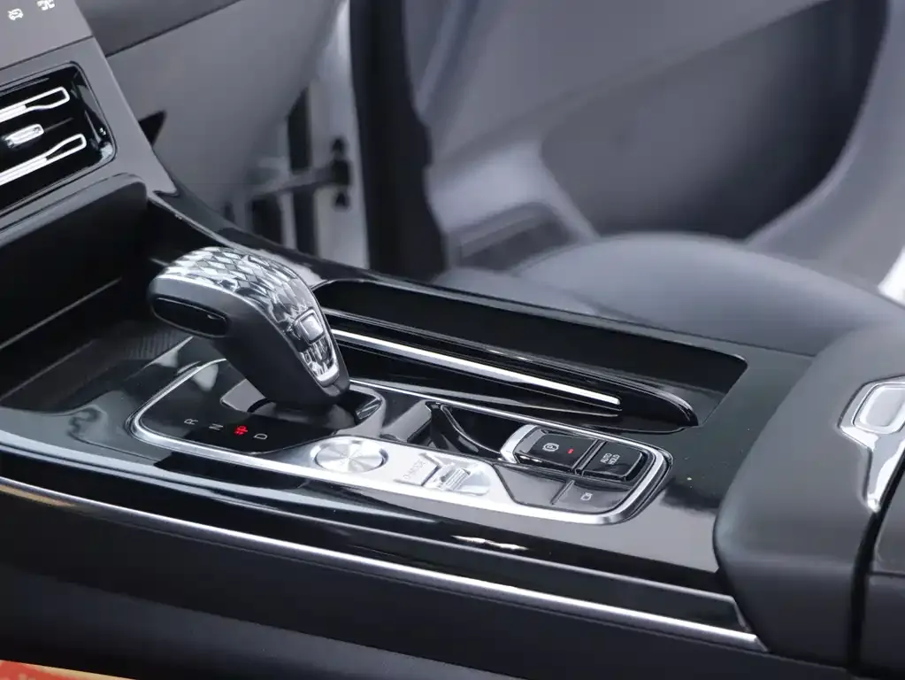 GAC Motor Trumpchi M8 — фото 3