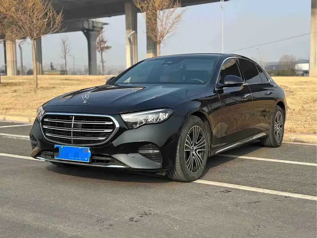 Mercedes-Benz E-Class 2025 из CN, фото 1