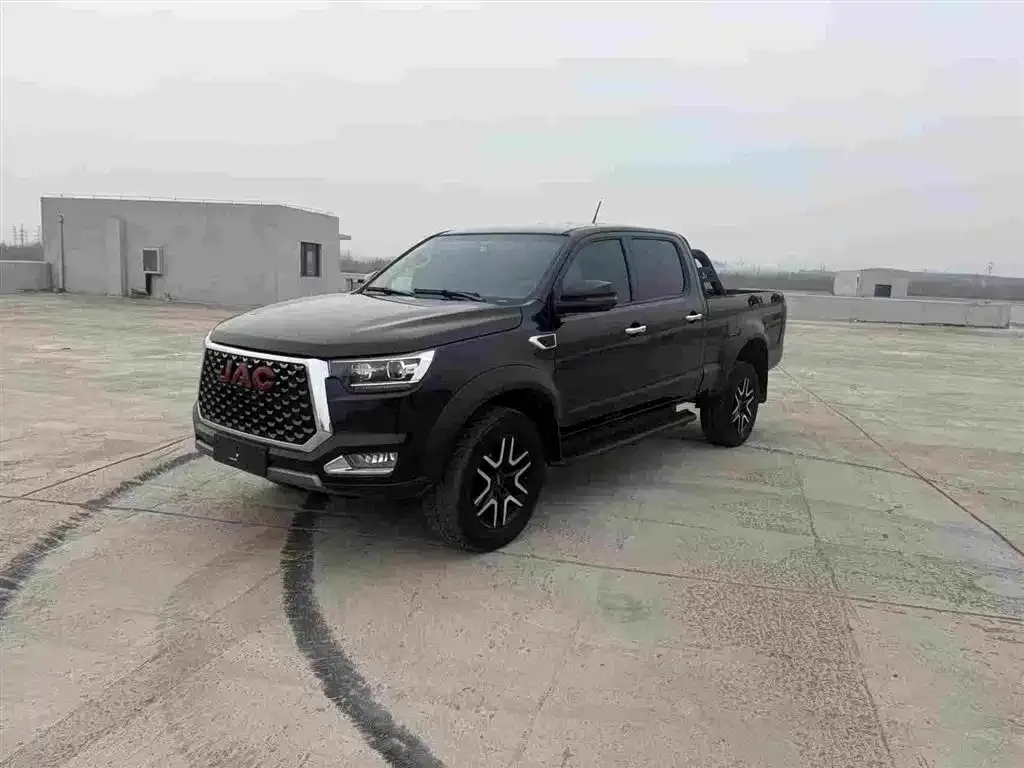 JAC T8