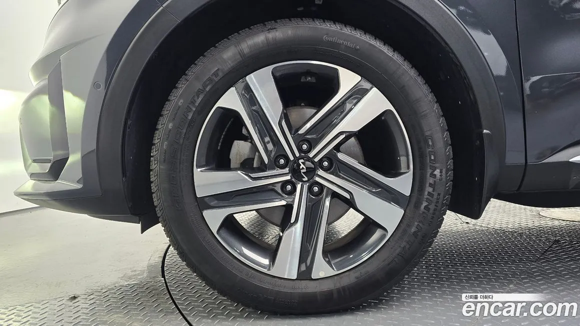 Kia Sorento — фото 8