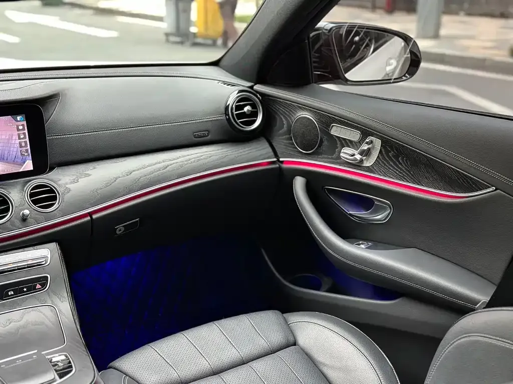 Mercedes-Benz E-Class (Import) — фото 3