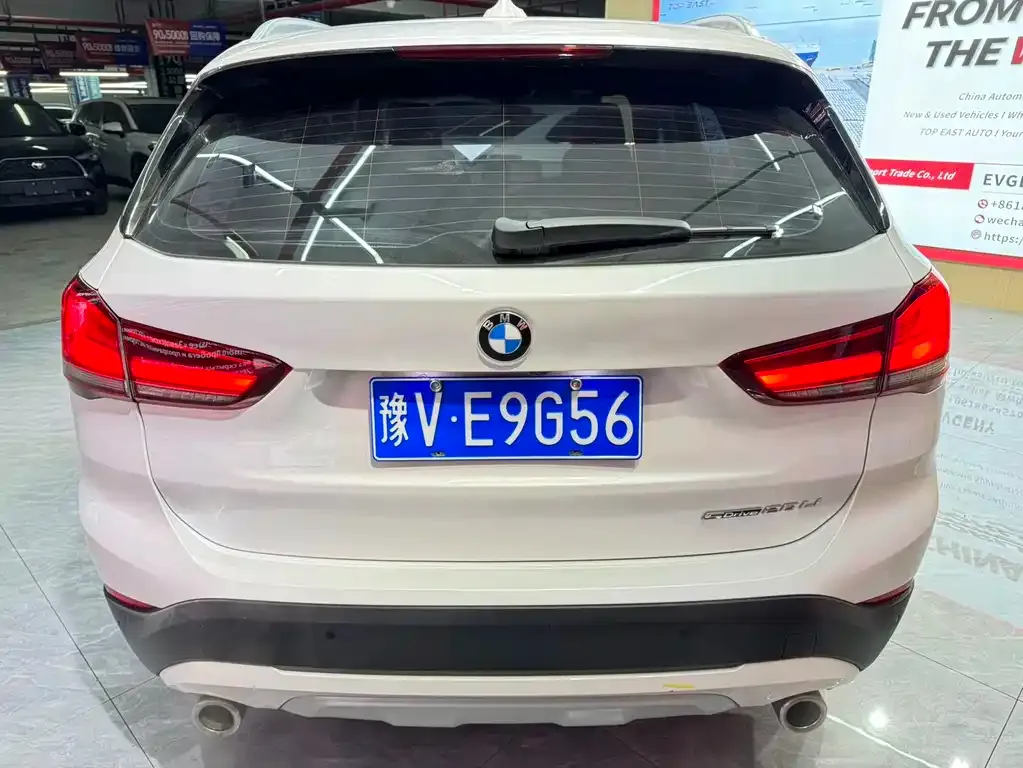 BMW X1 — фото 5