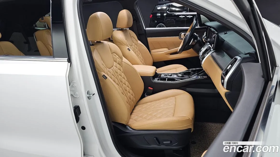 Kia Sorento — фото 9