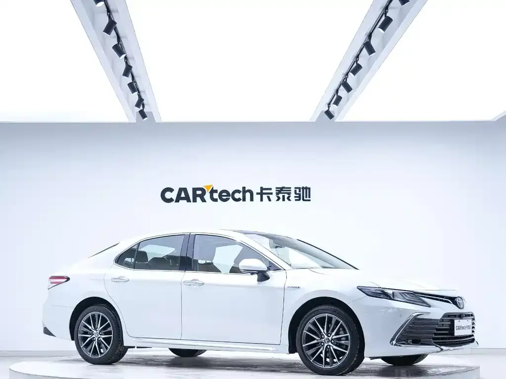 Toyota Camry 2024 из CN, фото 10