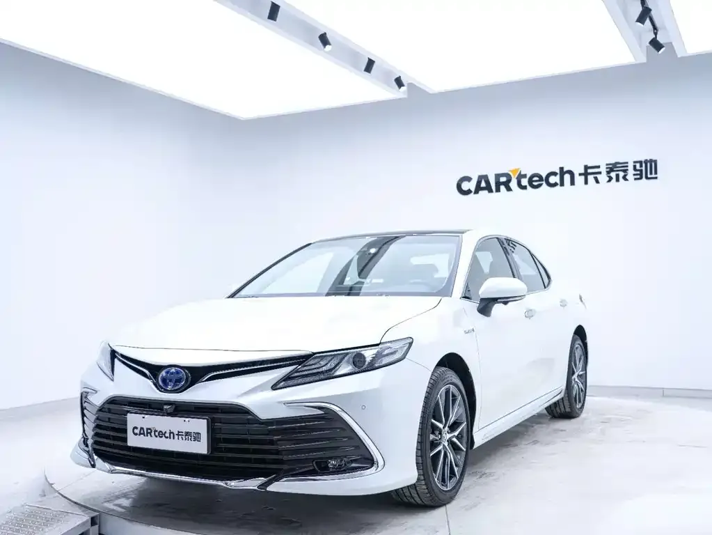 Toyota Camry 2024 из CN, фото 9