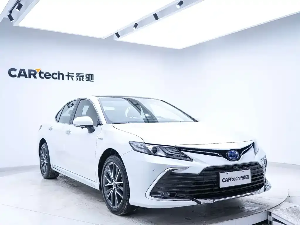 Toyota Camry 2024 из CN, фото 8