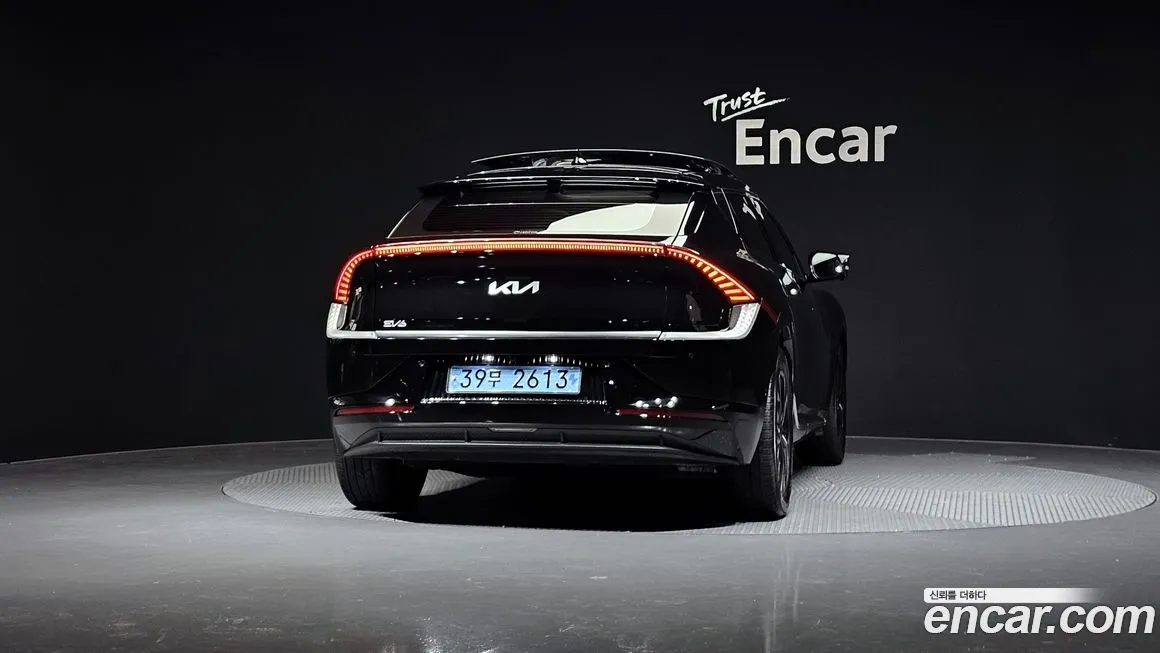 Kia EV6 2023 из KR, фото 3