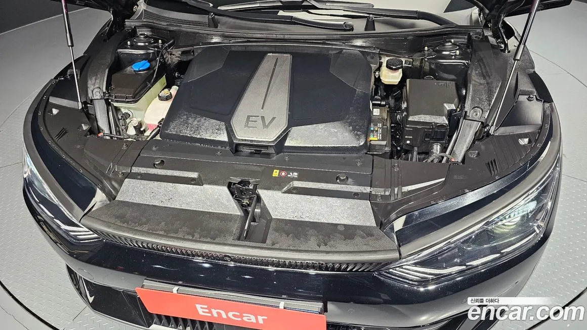 Kia EV6 2023 из KR, фото 10