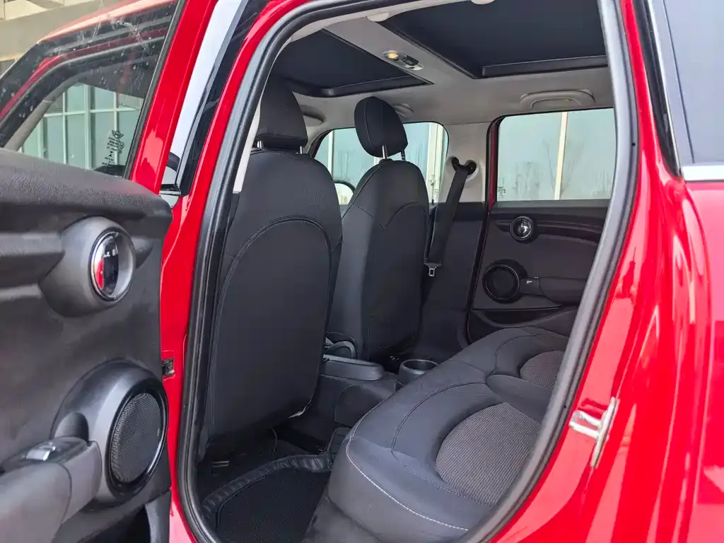 MINI Cooper (3-door) 2022 из CN, фото 4