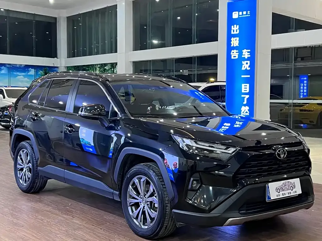 Toyota RAV4 2024 из CN, фото 4