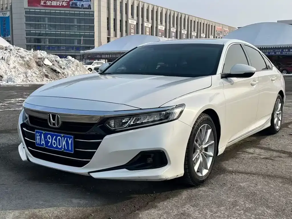 Honda Accord — фото 6