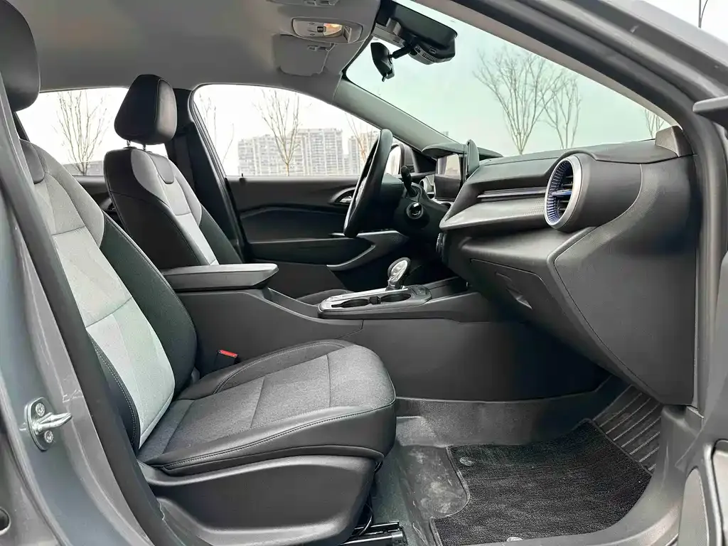 Chevrolet Seeker 2023 из CN, фото 6