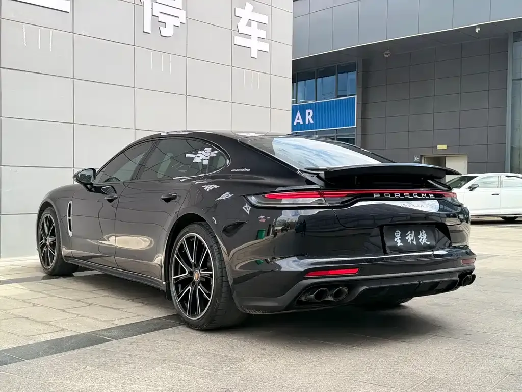 Porsche Panamera 2023 из CN, фото 9