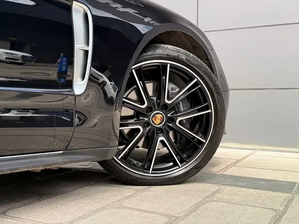 Porsche Panamera 2023 из CN, фото 2